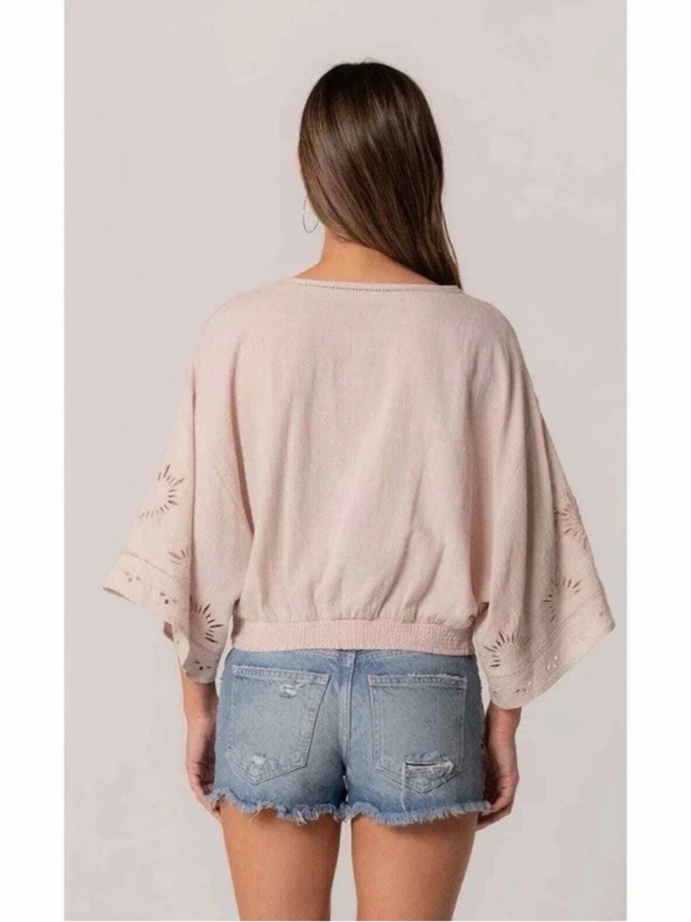 White Embroidered V-Neck Button Front Top Size M - Picture 2 of 13